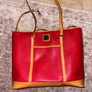 Vintage Dooney & Bourke Red and Tan Shoulder Bag